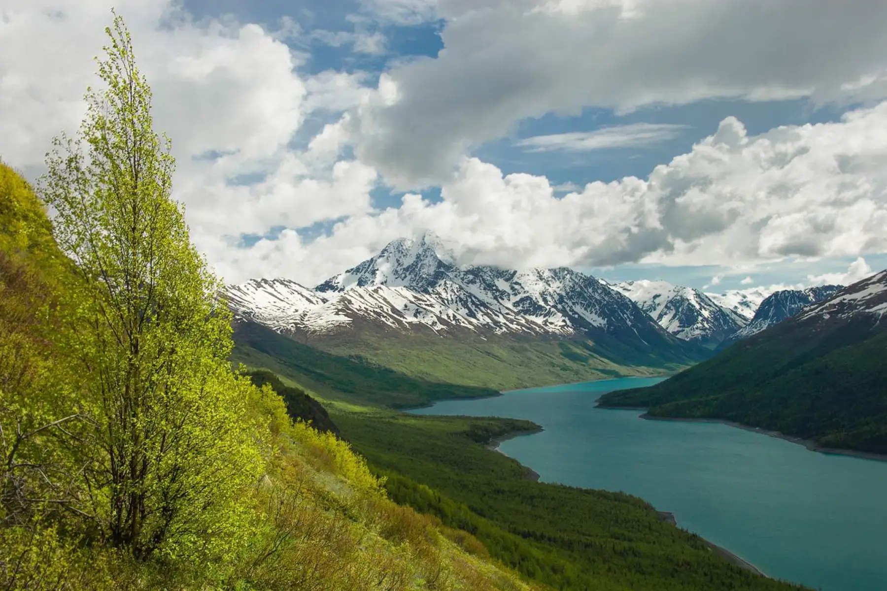 mountains and river070126-TTO
